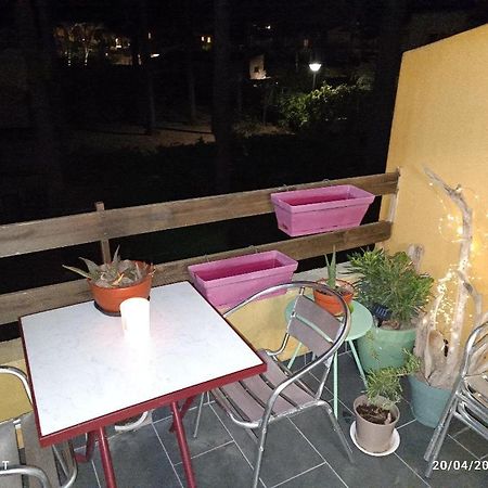 Studio Au Cap D'Agde Dans Les Pinedes Exterior photo